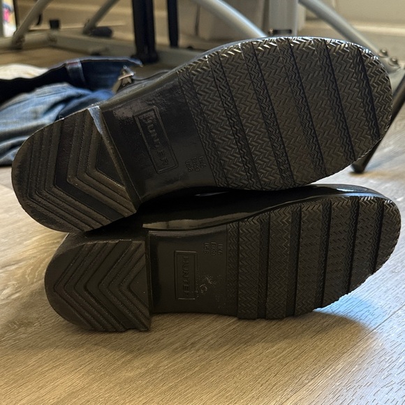 Hunter Glossy Black Rain Boots - Picture 4 of 4